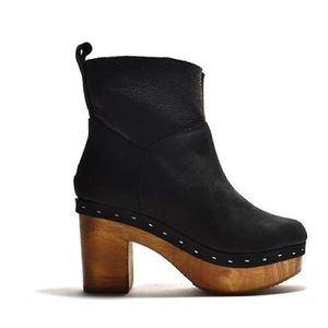 Cordani Five Worlds Ankle Booties